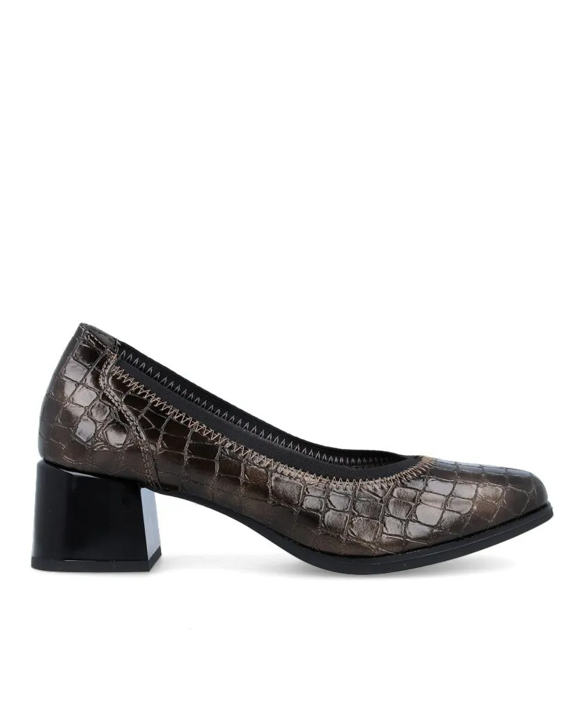 Amarpies AMD25381 Crocodile low-heeled shoes