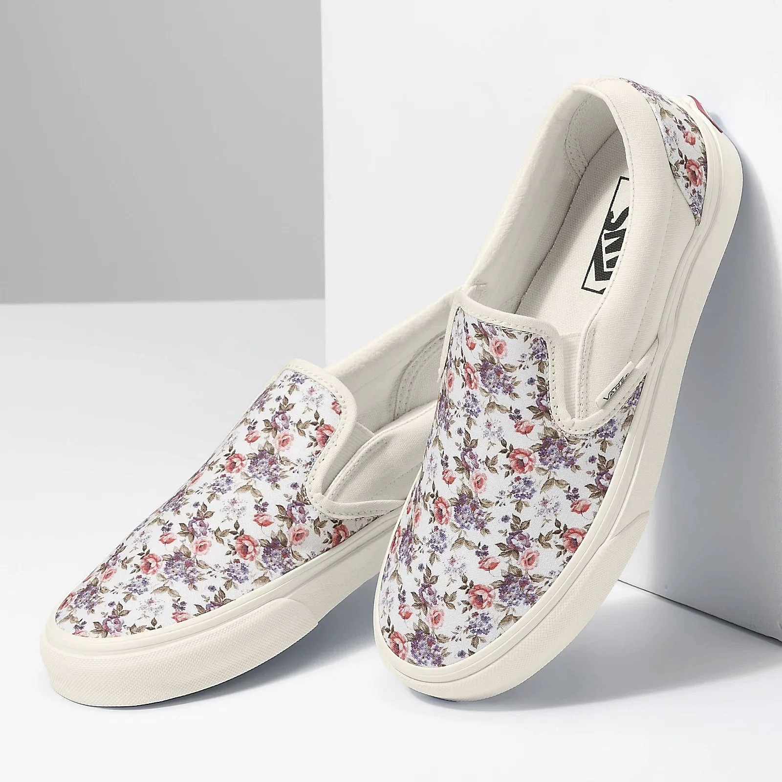 shoes Vans Classic Slip-On - Vintage Floral Marshmallow - women´s